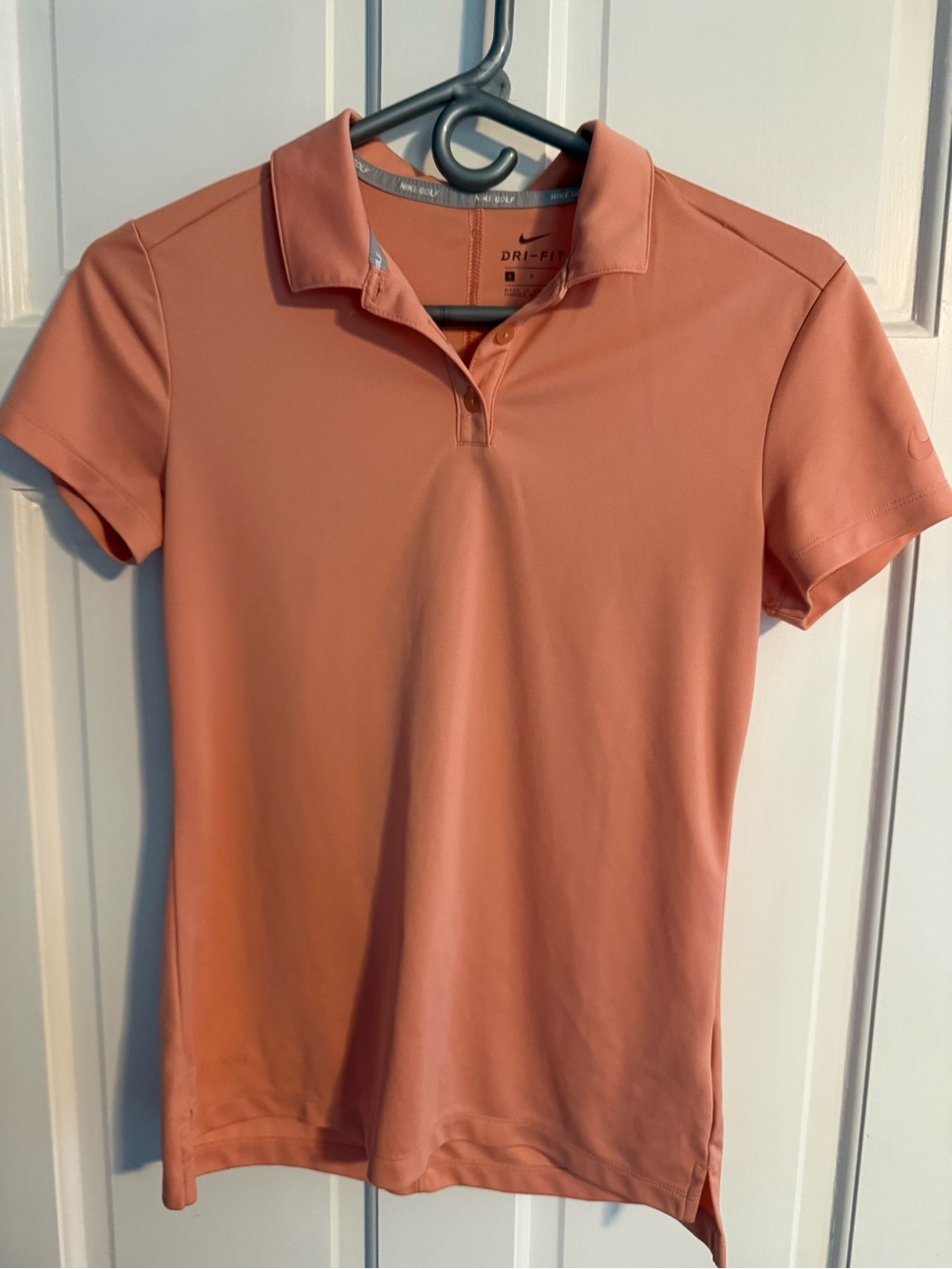 Nike Women's Coral Short-Sleeve Dri-FIT Polo small